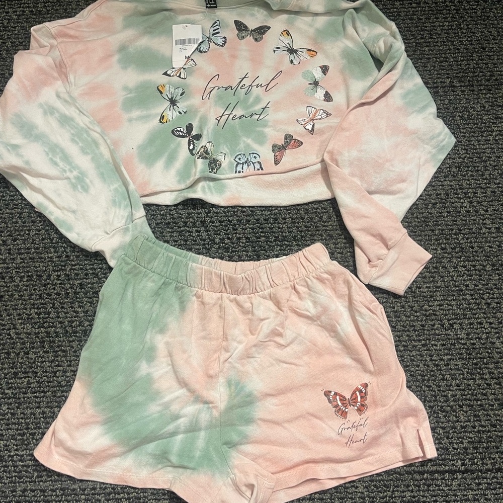 Soft Brand New Forever 21 size medium set